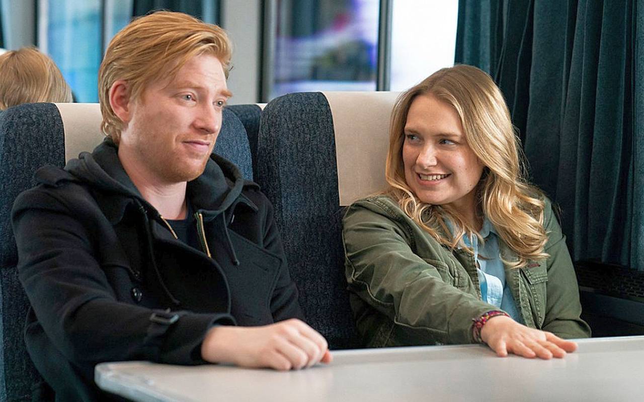 Ruby und Billy im Zug.