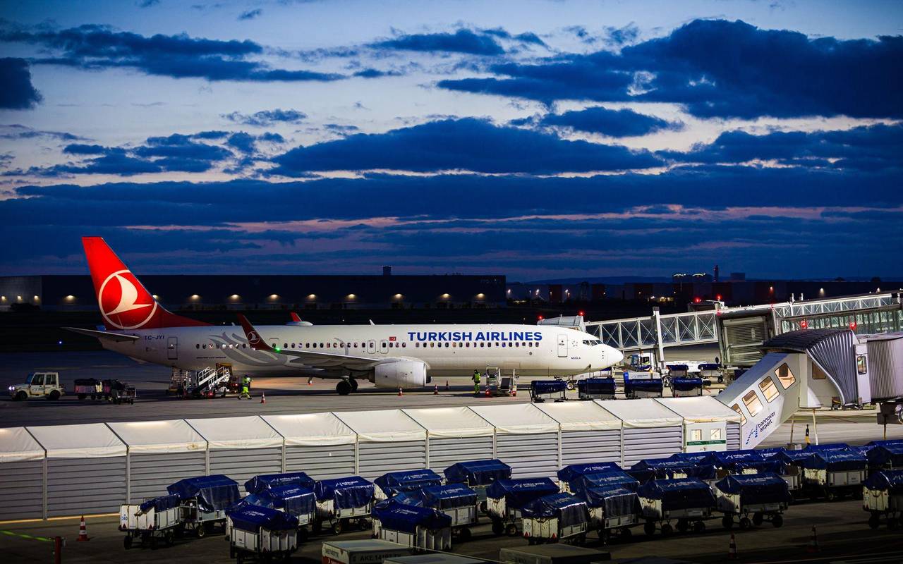 Flughafen Hannover - Ankunft Afghanen mit Aufnahmezusage