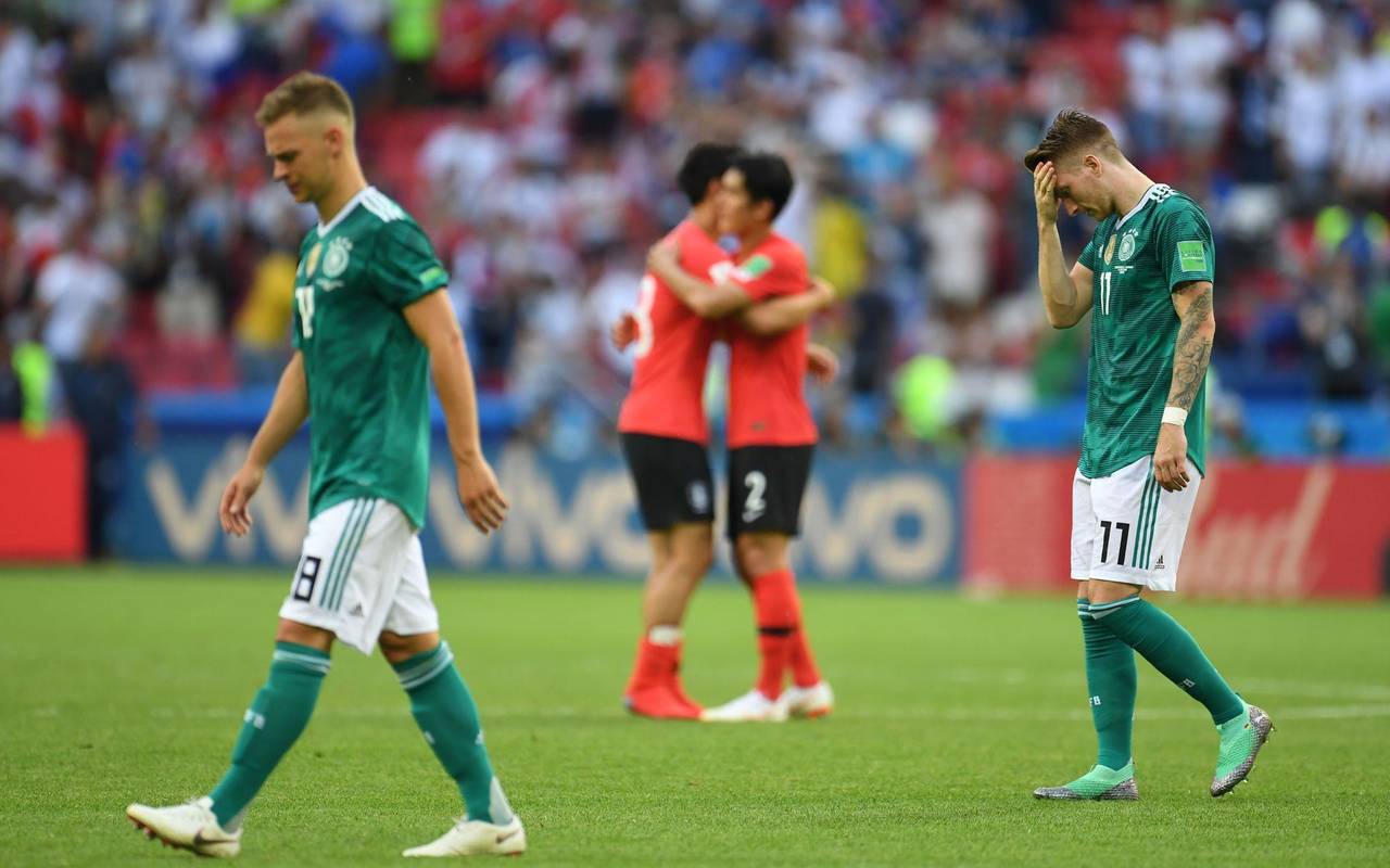 Joshua Kimmich (links) nach dem WM-Aus 2018