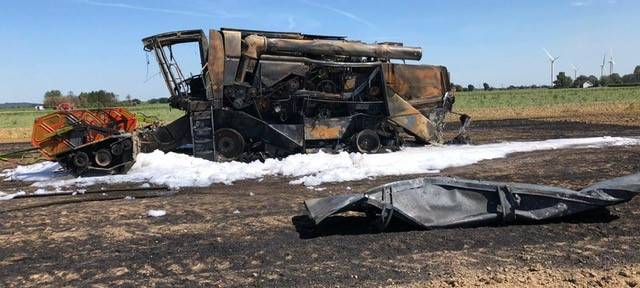 Großbrand auf Kempener Feld