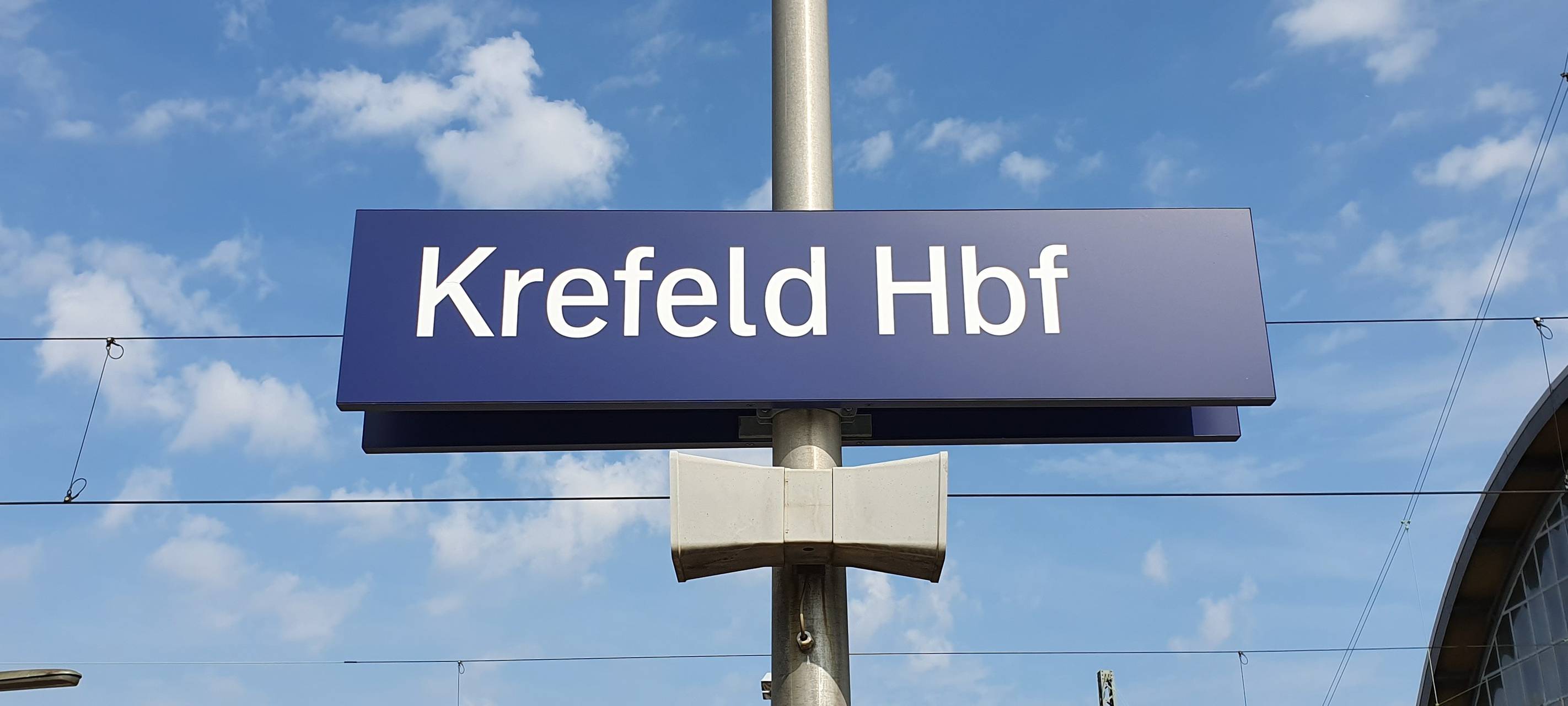 Brand am Krefelder Haupfbahnhof