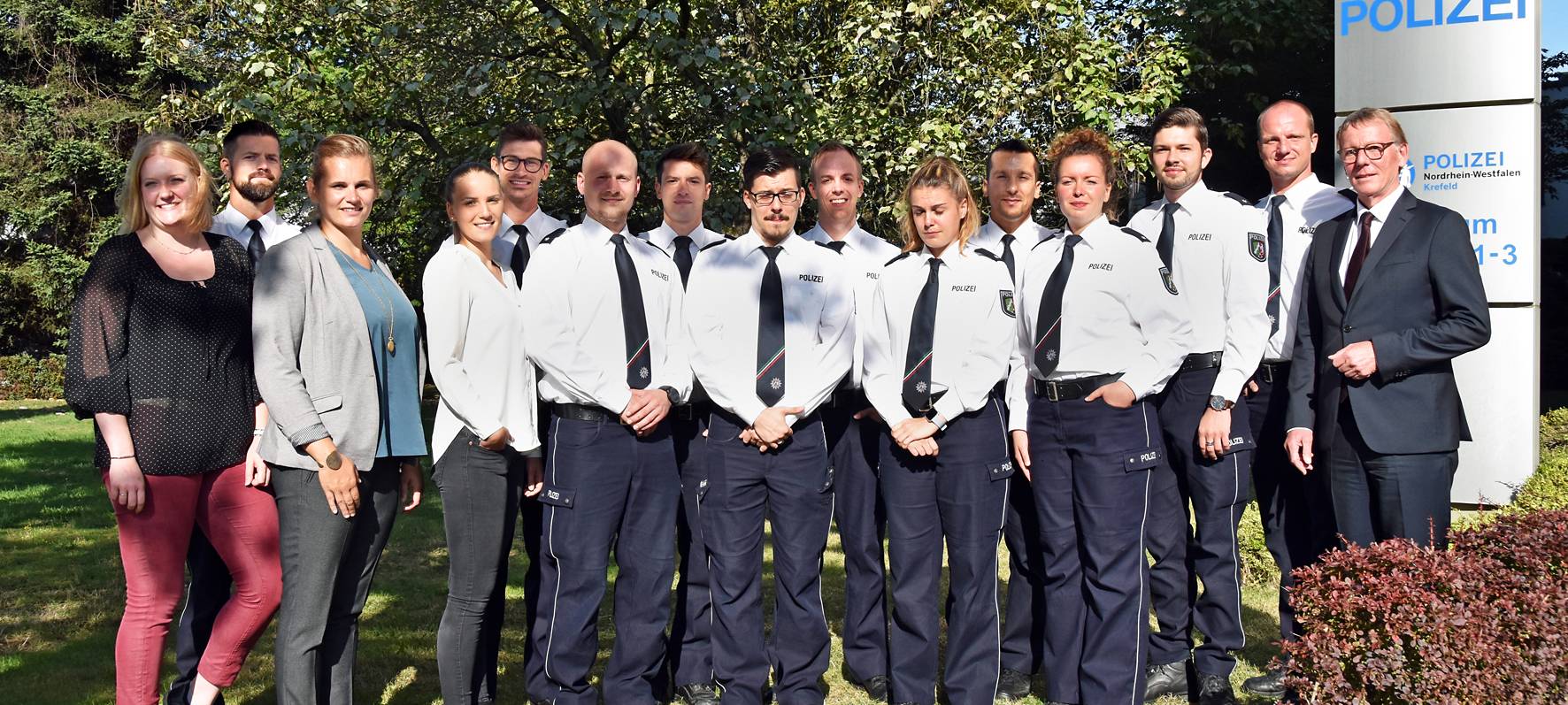 Neue Polizisten nehmen Arbeit auf