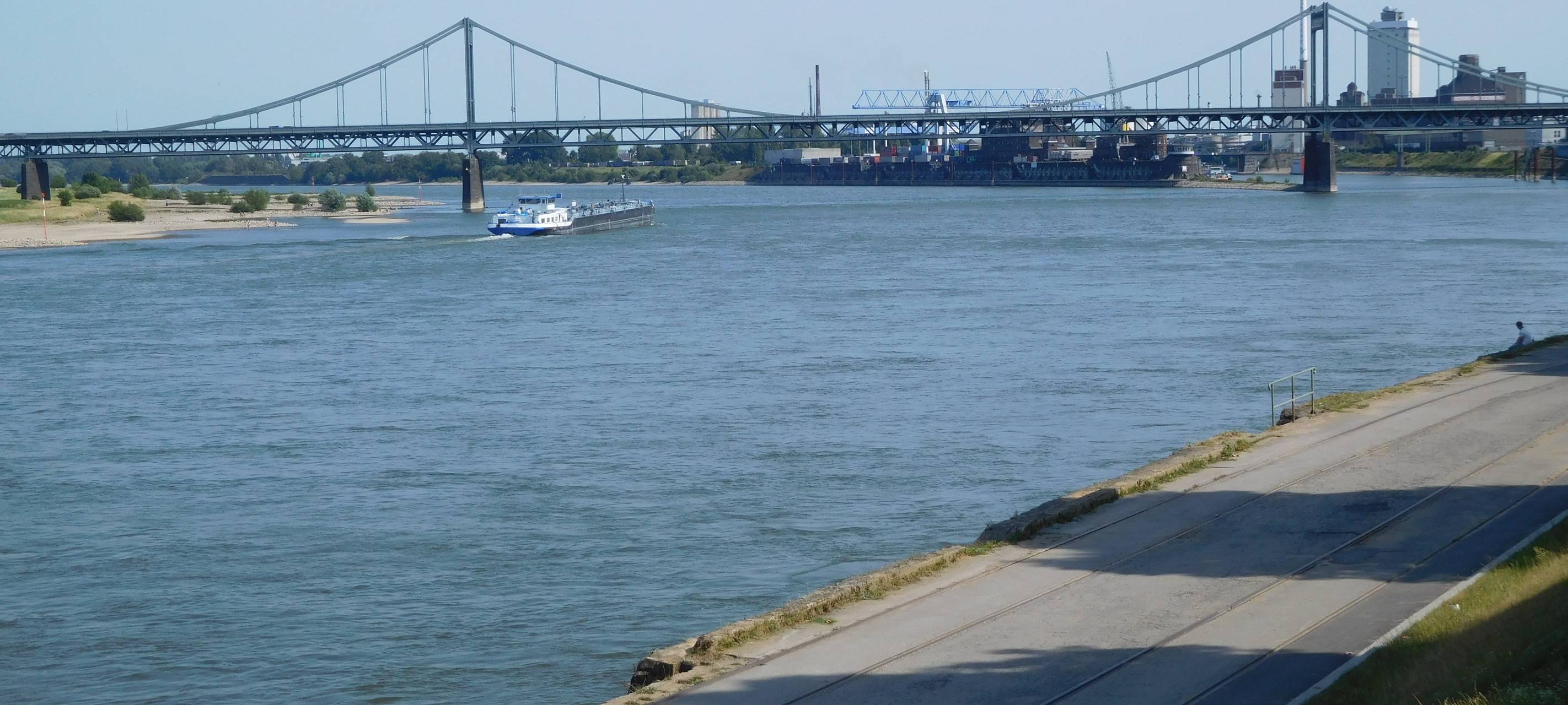 Mutige Tat: Krefelder erhält Rettungsmedaille NRW