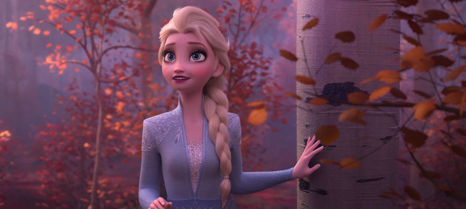 Elsa im Wald.