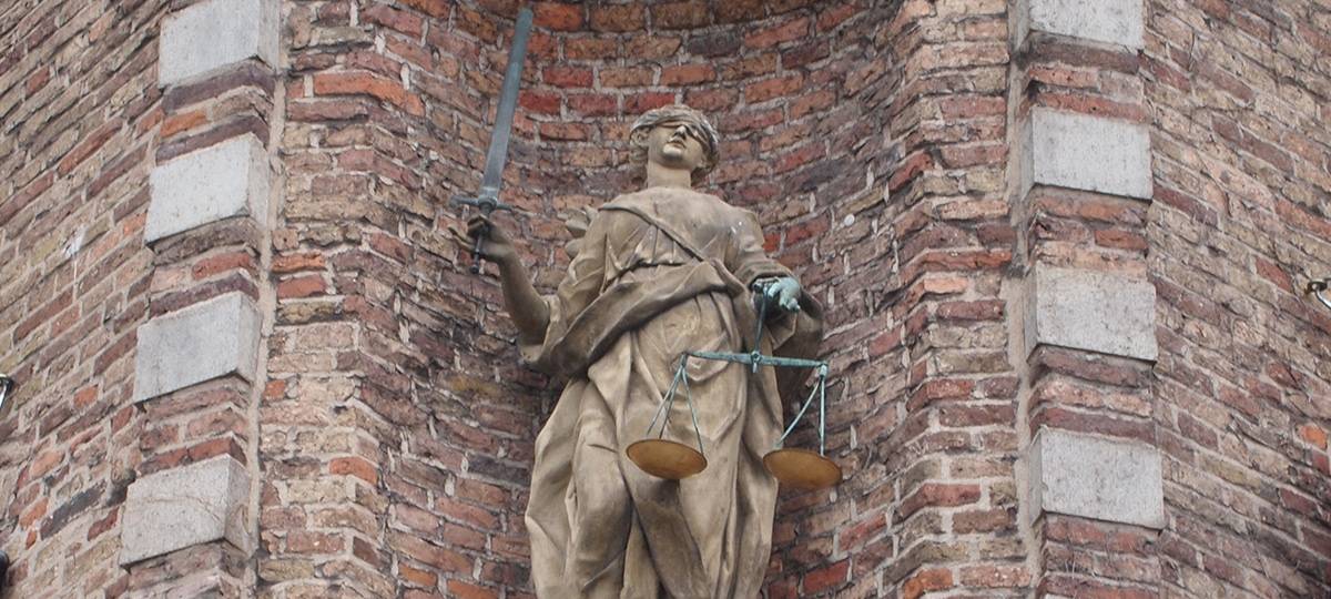 Terrorprozess: V-Mann sagt nicht aus