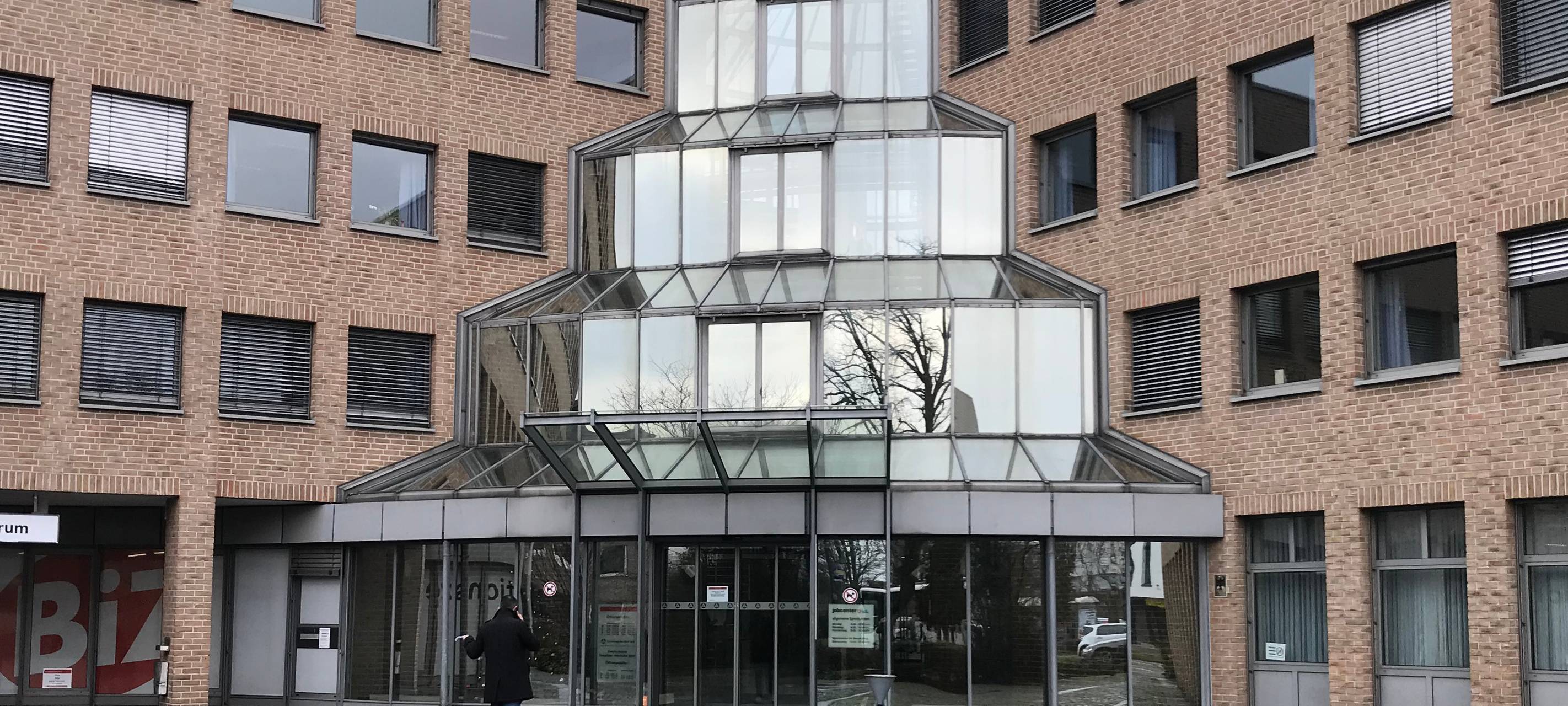 „Pott & Deckel“: Ausbildungsbörse in Krefeld