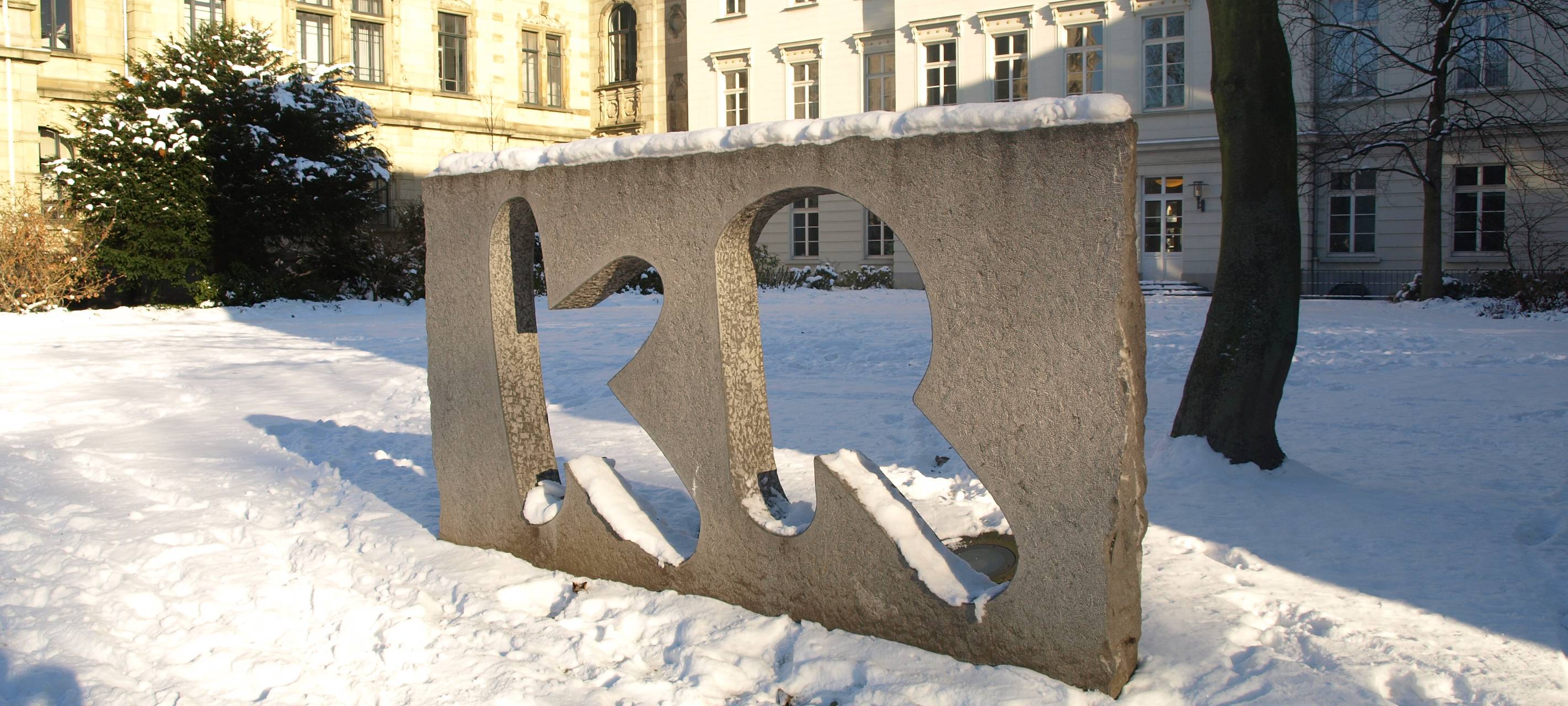 Stadt Krefeld verteidigt Bezirkssportanlage Sprödental