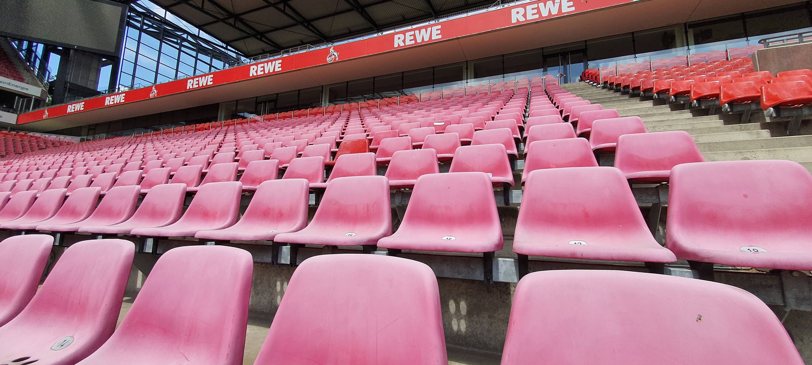 Rheinderby nun doch mit Fans