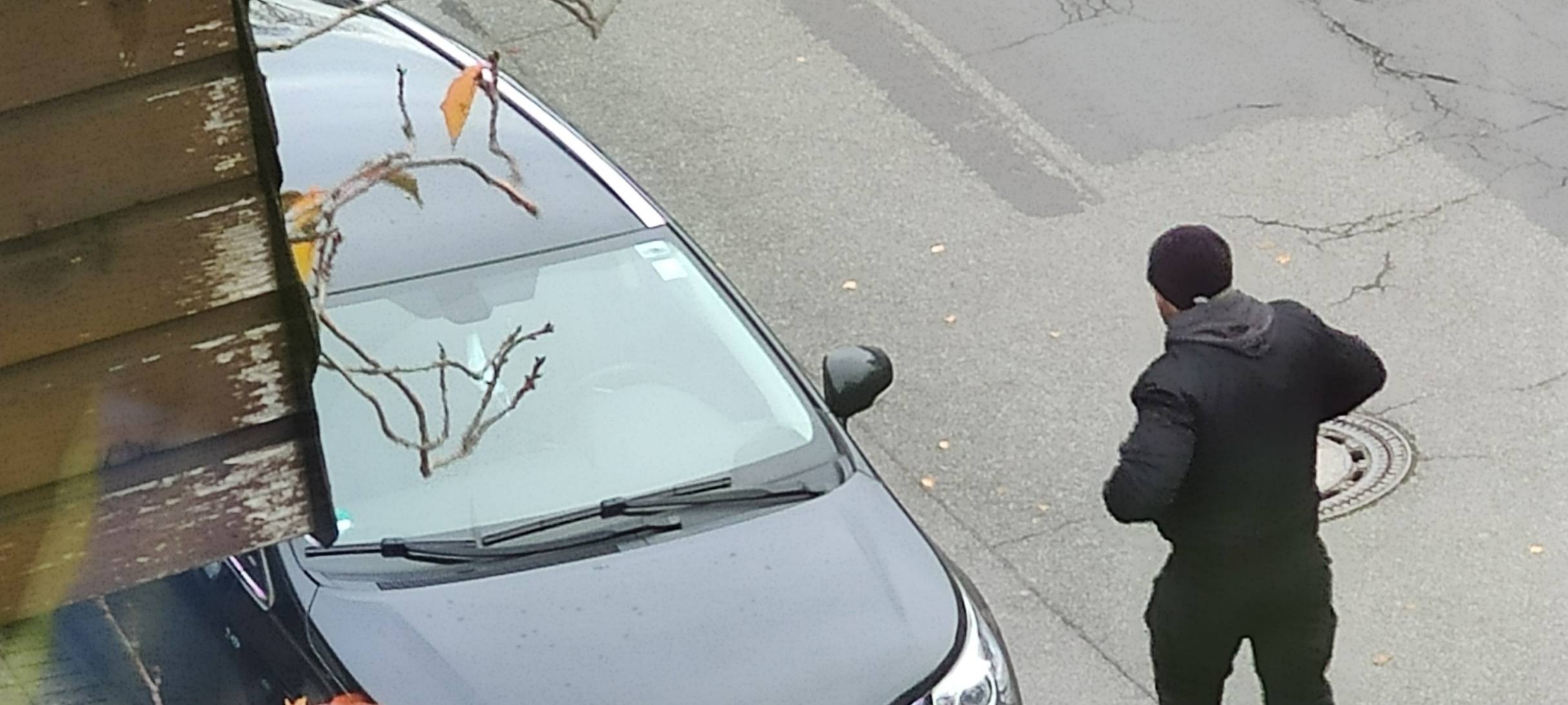 Überfall auf Zollamt: Polizei sucht Auto