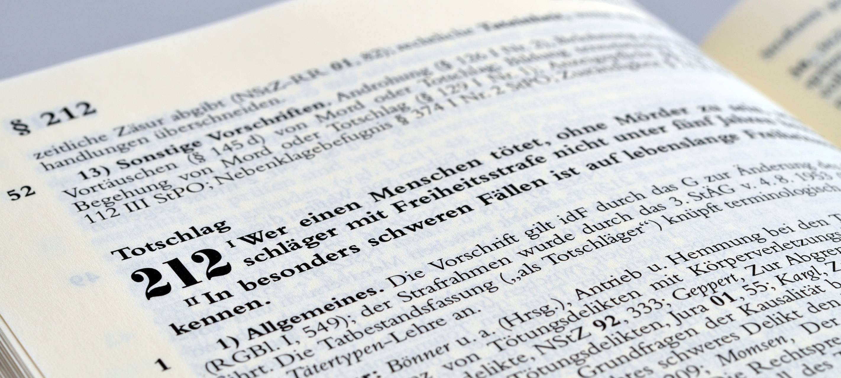 Prozess in Krefeld: Messerangriff vor Gericht