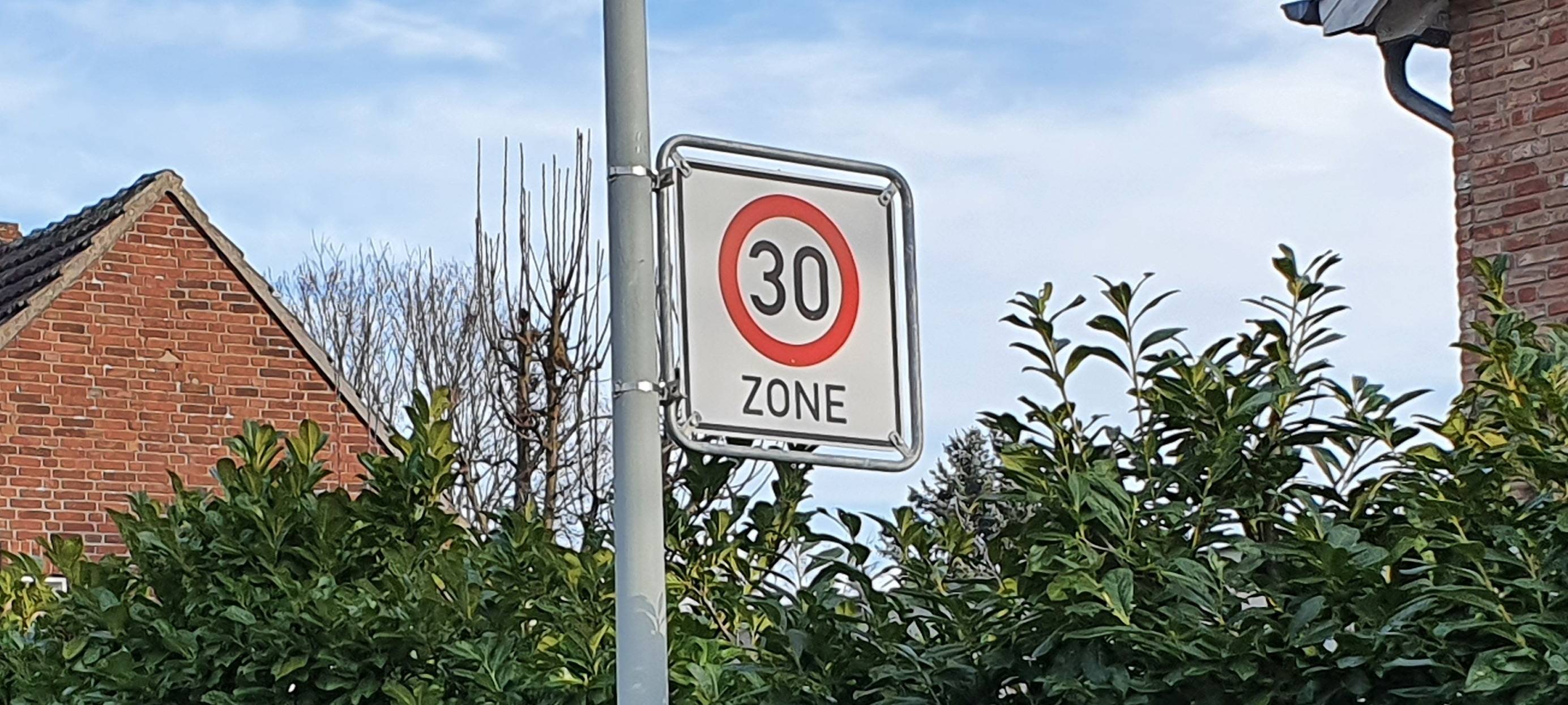 Krefeld: Entscheidung zu Tempo-30-Versuch steht an