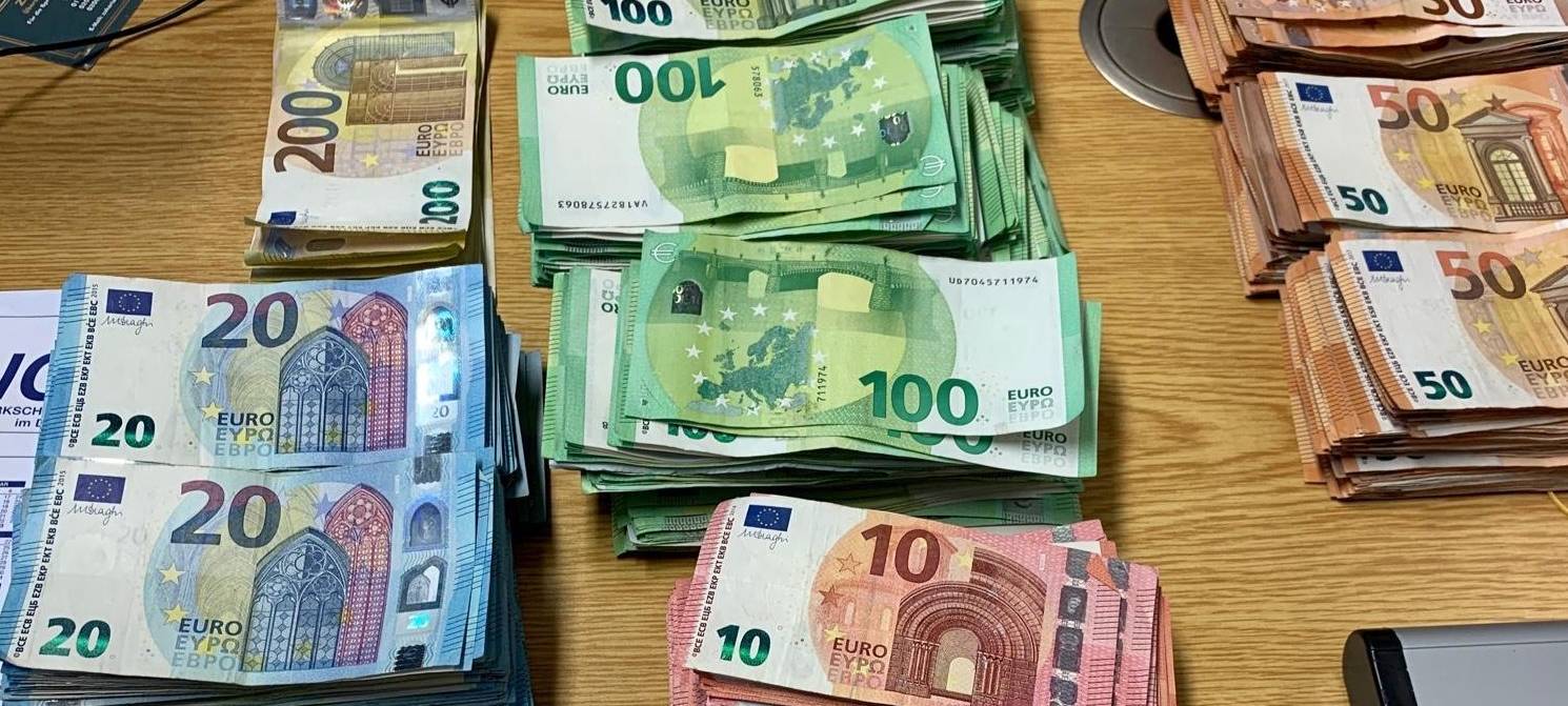 Bundespolizei stellt Bargeld sicher