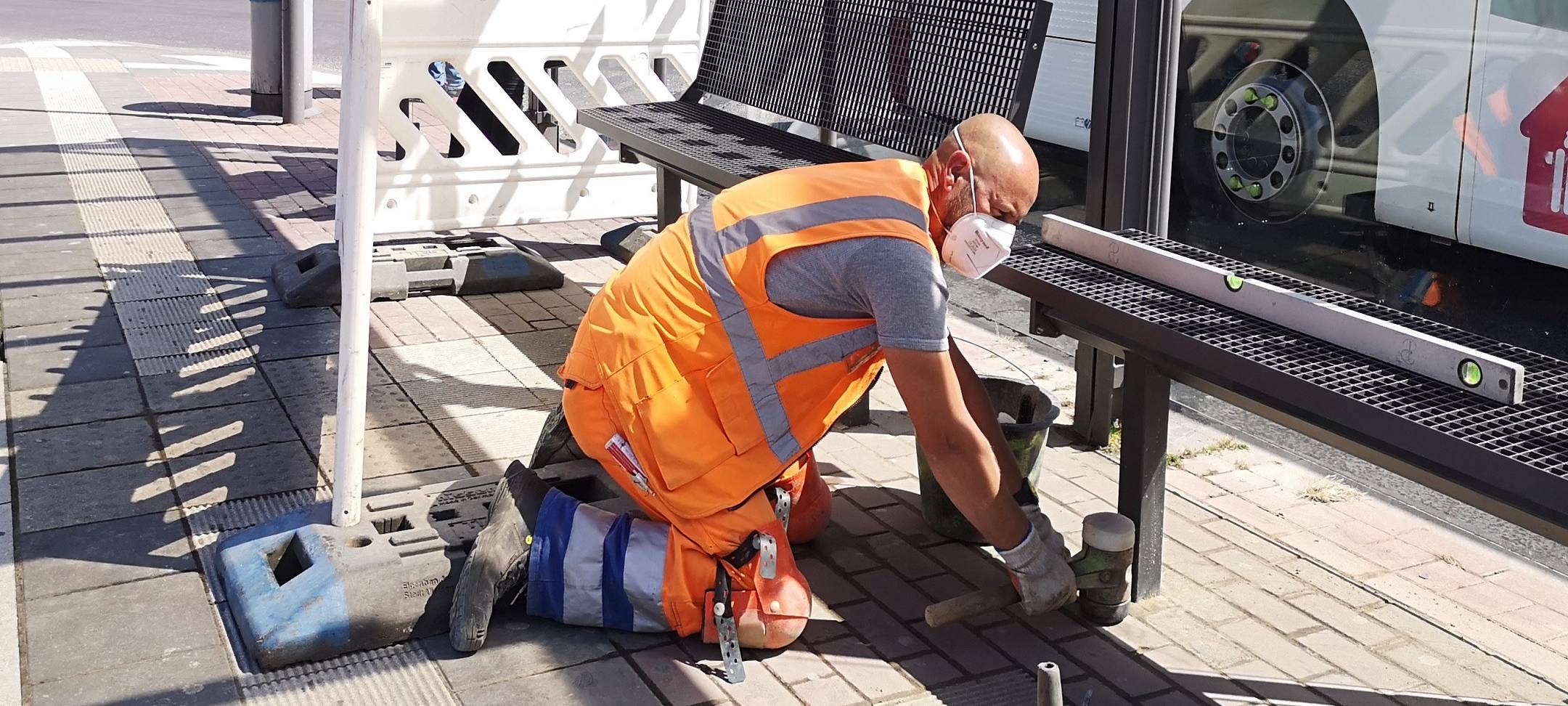 Robuste Bänke gegen Vandalismus