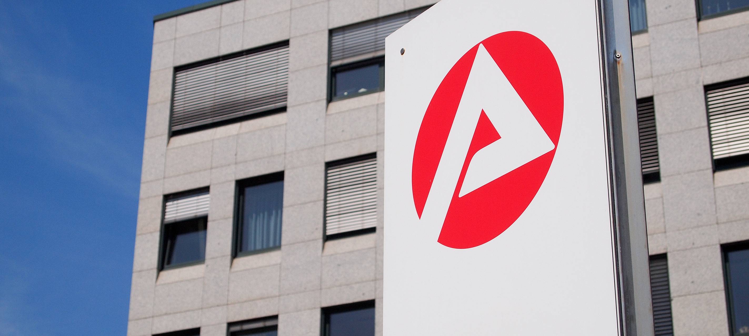 Niederrhein: Arbeitslosenzahlen im Februar