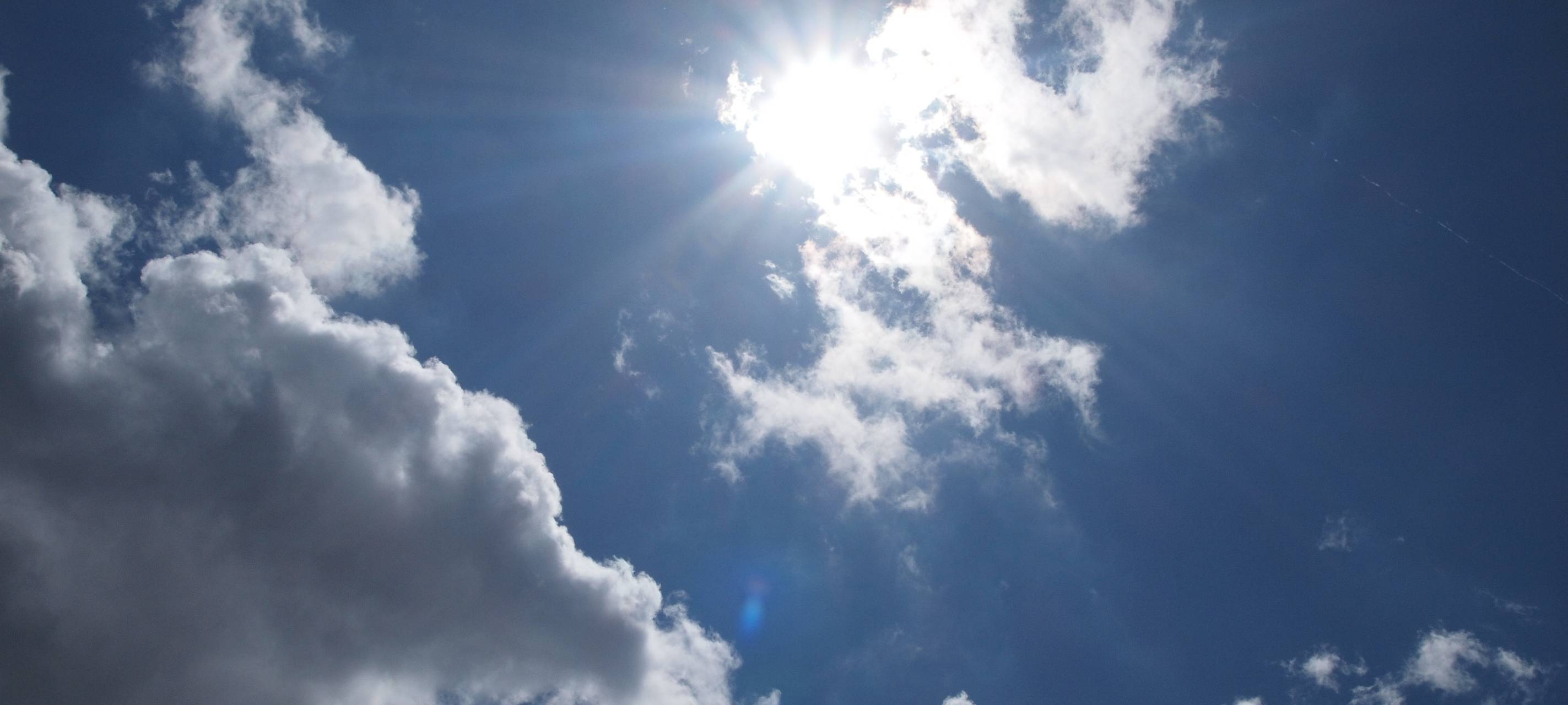 Sonnenfinsternis über dem Niederrhein