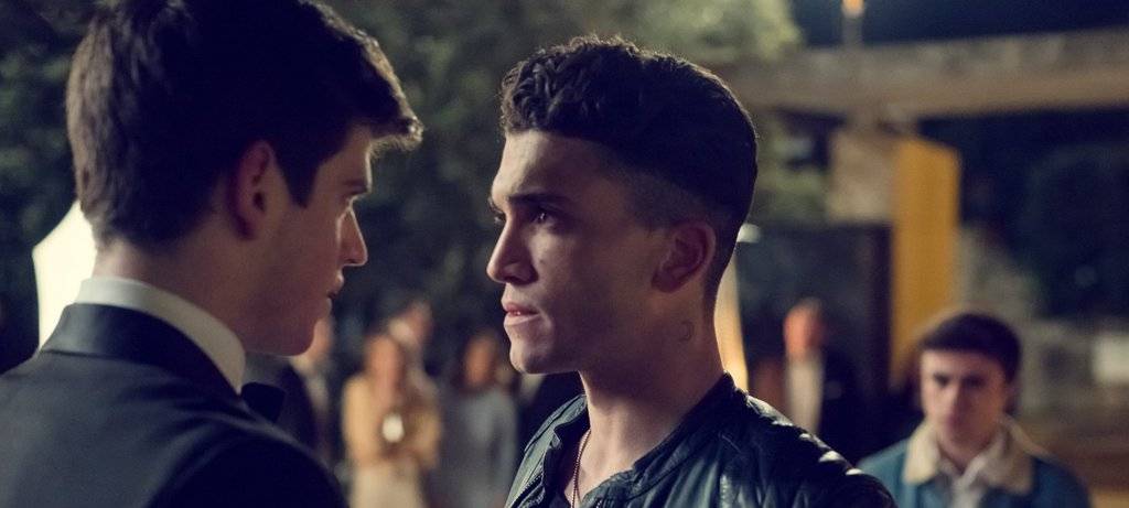 Wer geht hier wem an den Kragen?