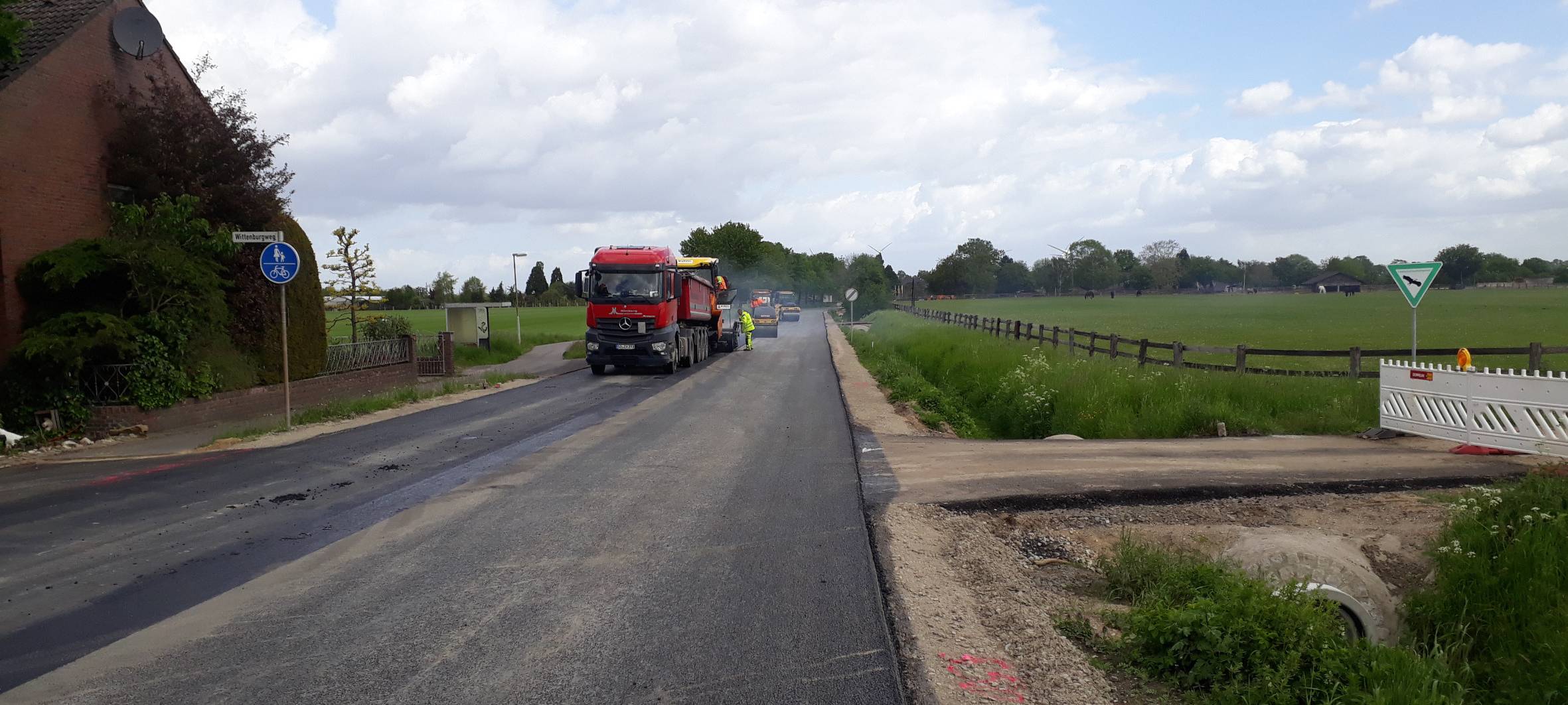Unterweidener Straße: Erster Abschnitt fertig