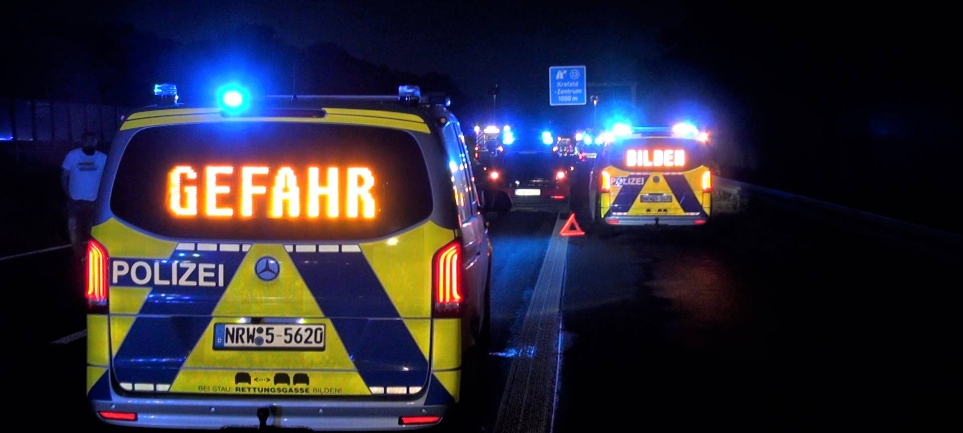 Reinigungsarbeiten auf der A57