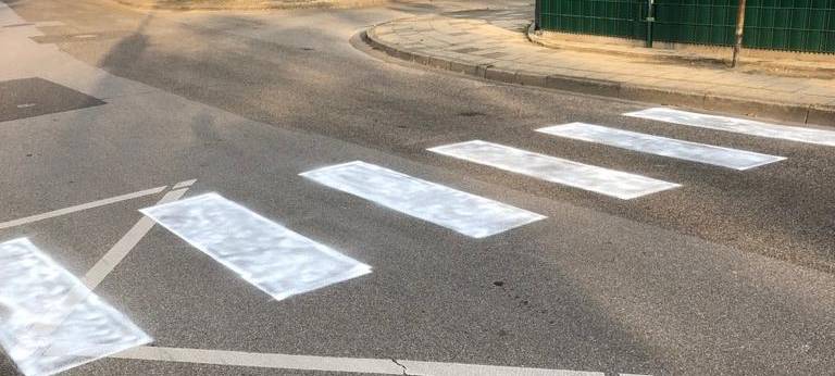Illegaler Zebrastreifen sorgt für Verwirrung