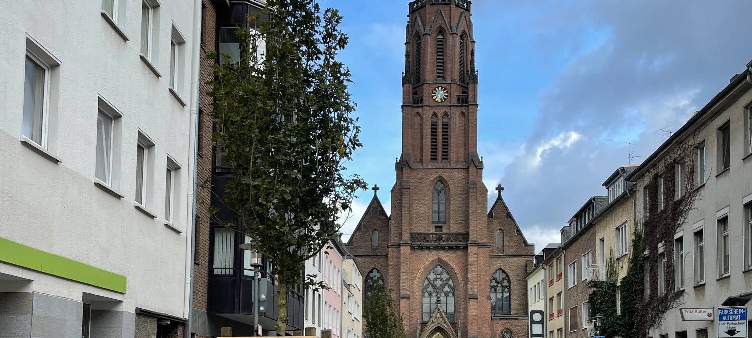 Neue Bäume für Nettetal und Krefeld