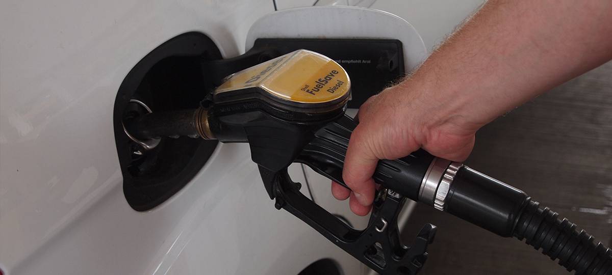 Spritpreise steigen weiter: Ärger bei Autofahrern