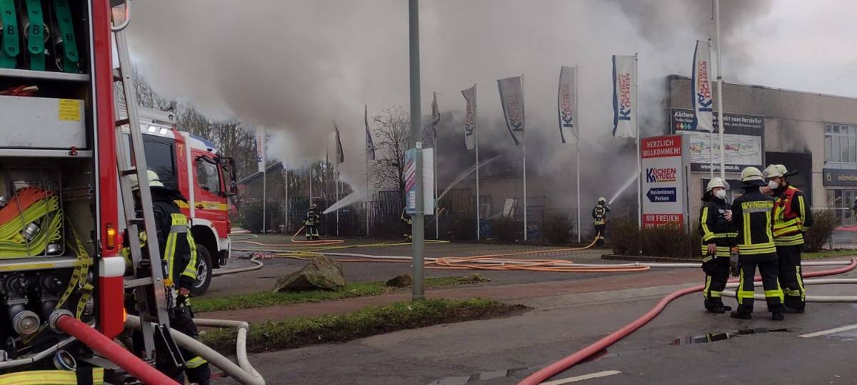 Großbrand in Krefeld-Oppum