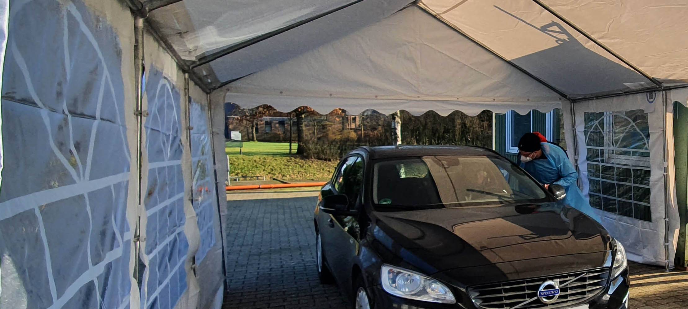 Neuer Coronatest-Drive-In in Elmpt