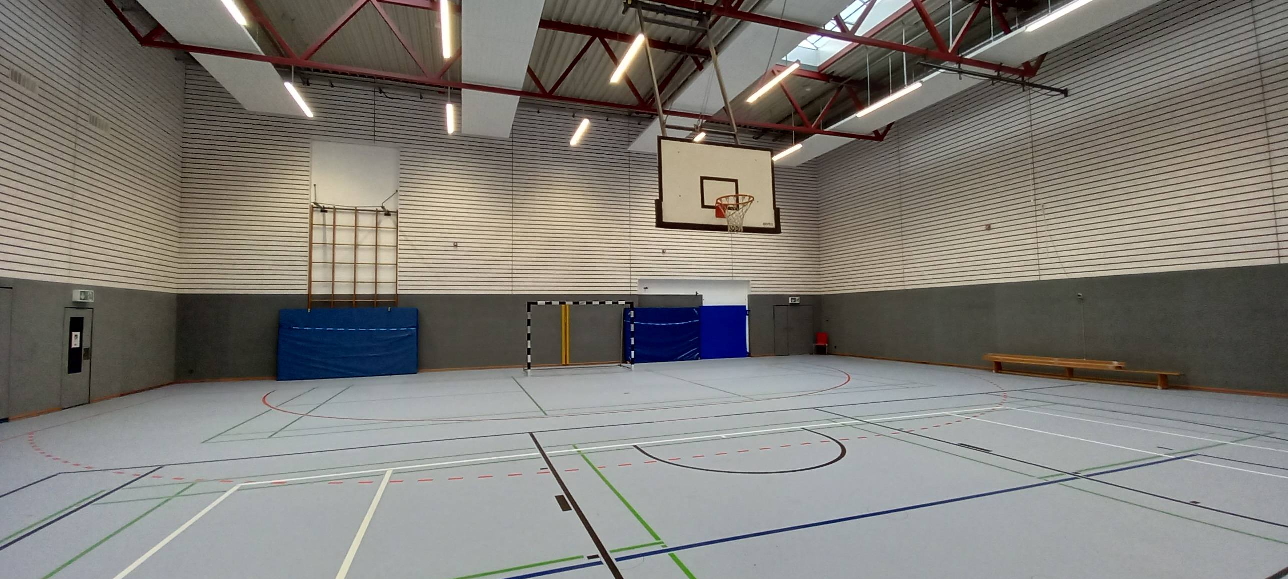 Sporthalle in Uerdingen saniert