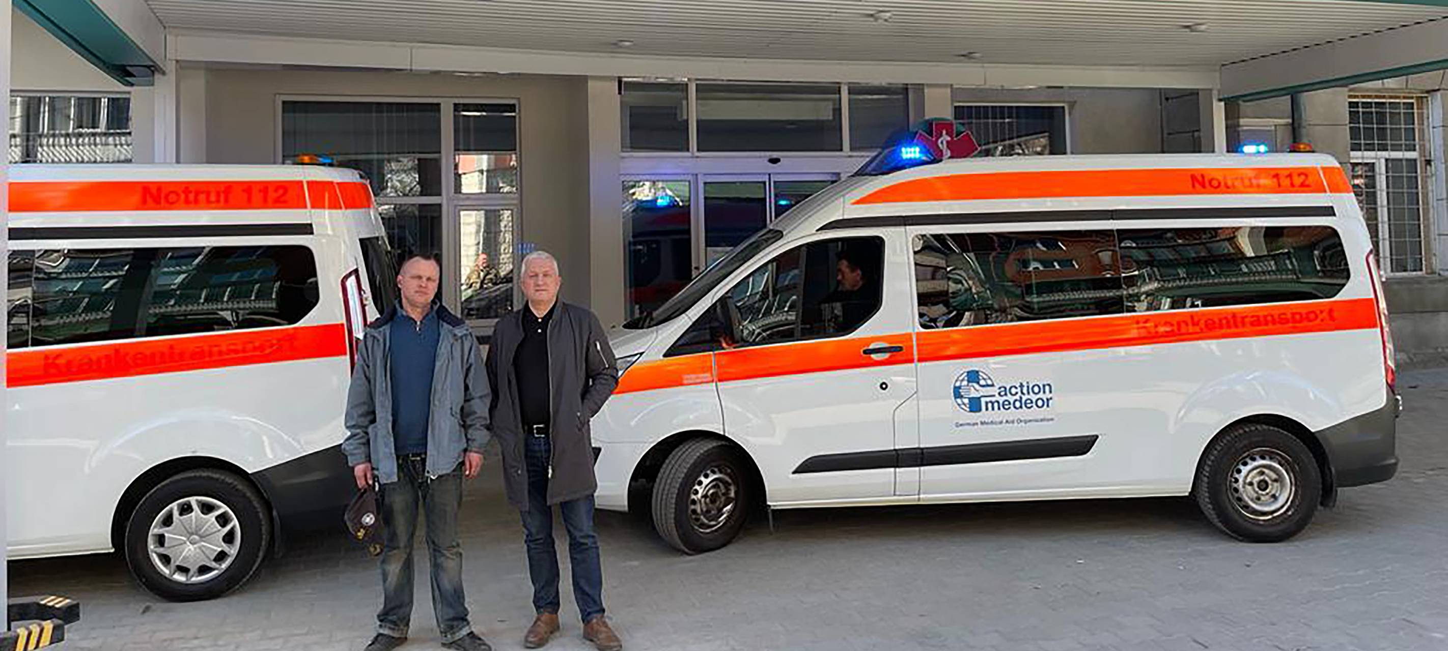 Krankenwagen in der Ukraine angekommen
