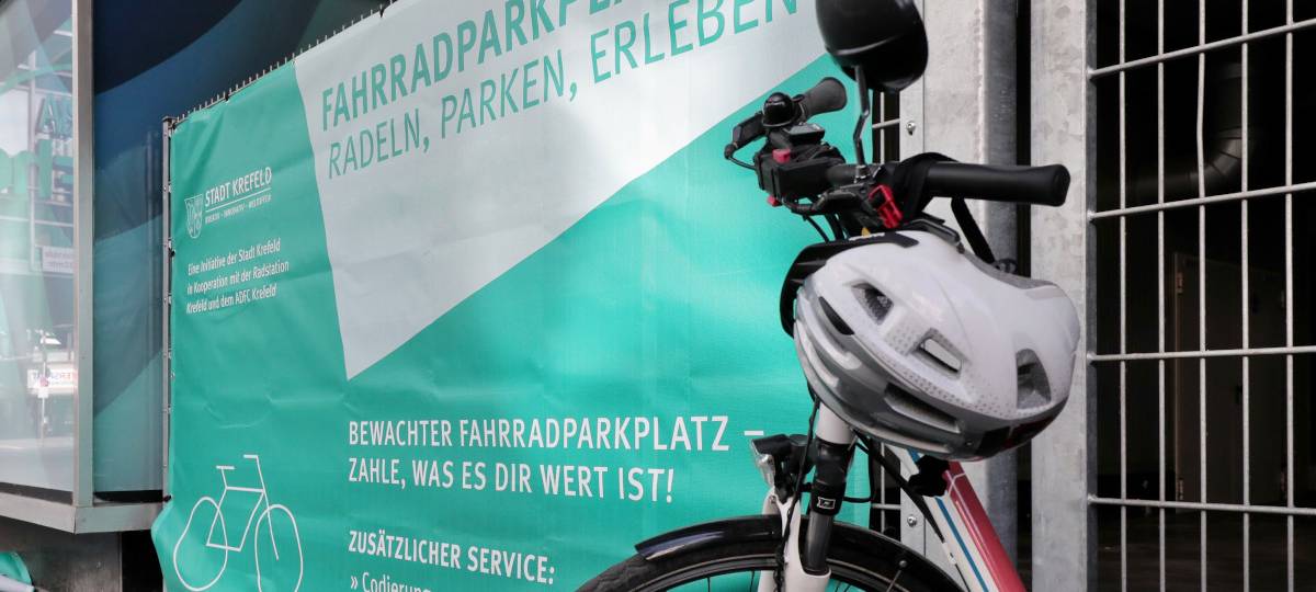 Krefelder Fahrradparkplatz zieht auf Königstraße