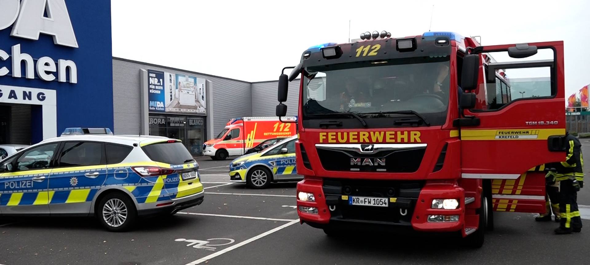 Krefeld: Einsätze für Polizei, Rettungsdienst und Feuerwehr
