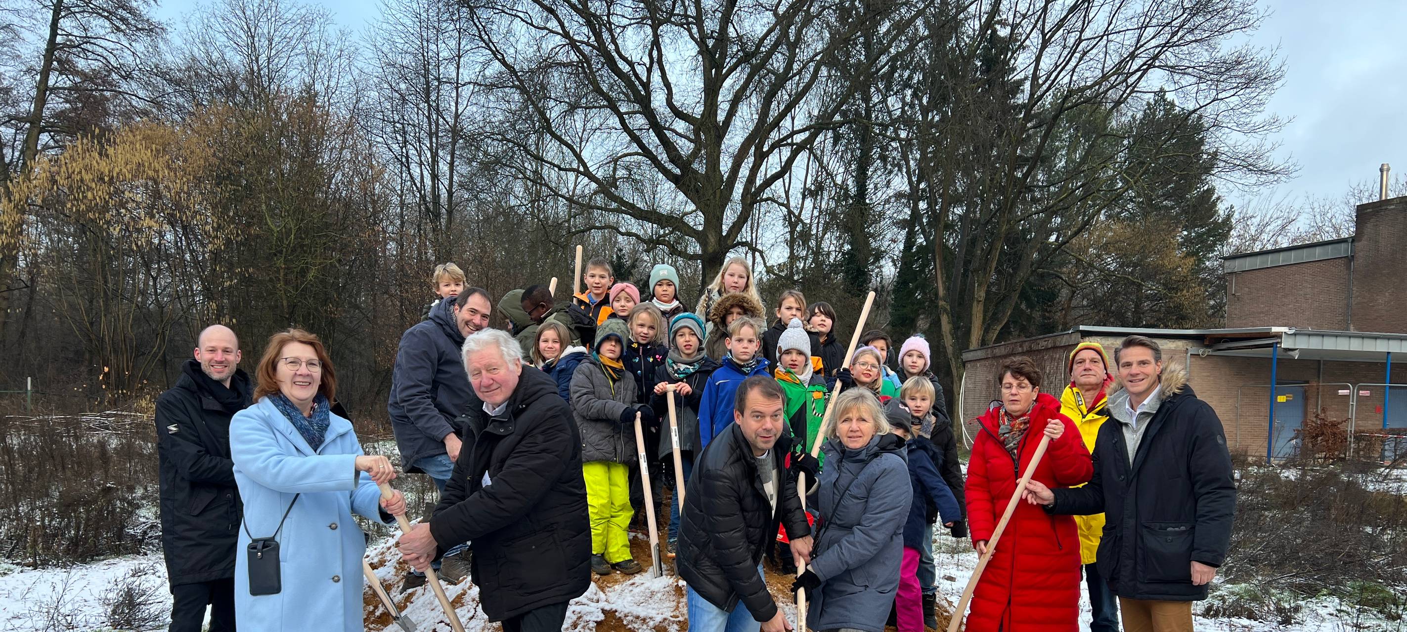 Start für den Ausbau der Vinhovenschule in Willich
