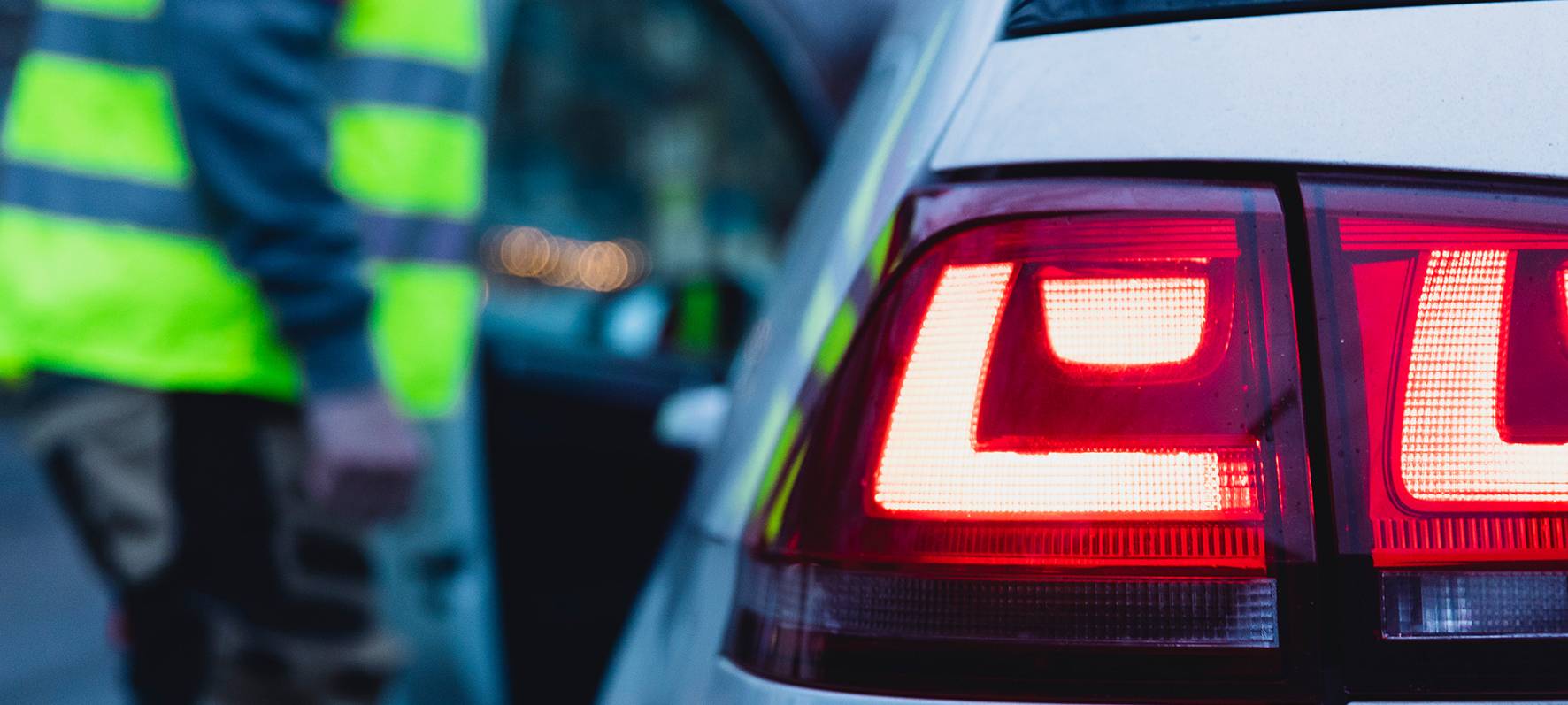 Bauarbeiter fahren tausendmal um die Erde