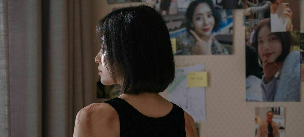 Moon Dong-eun denkt nach.