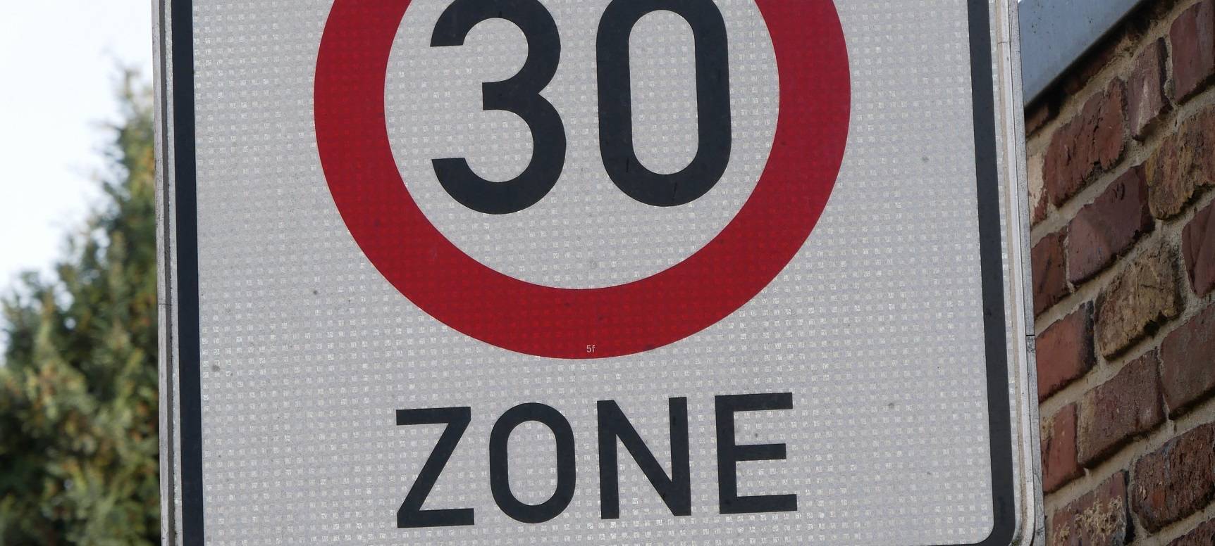 Tempo 30 auf der Kaiserstraße in Krefeld gefordert