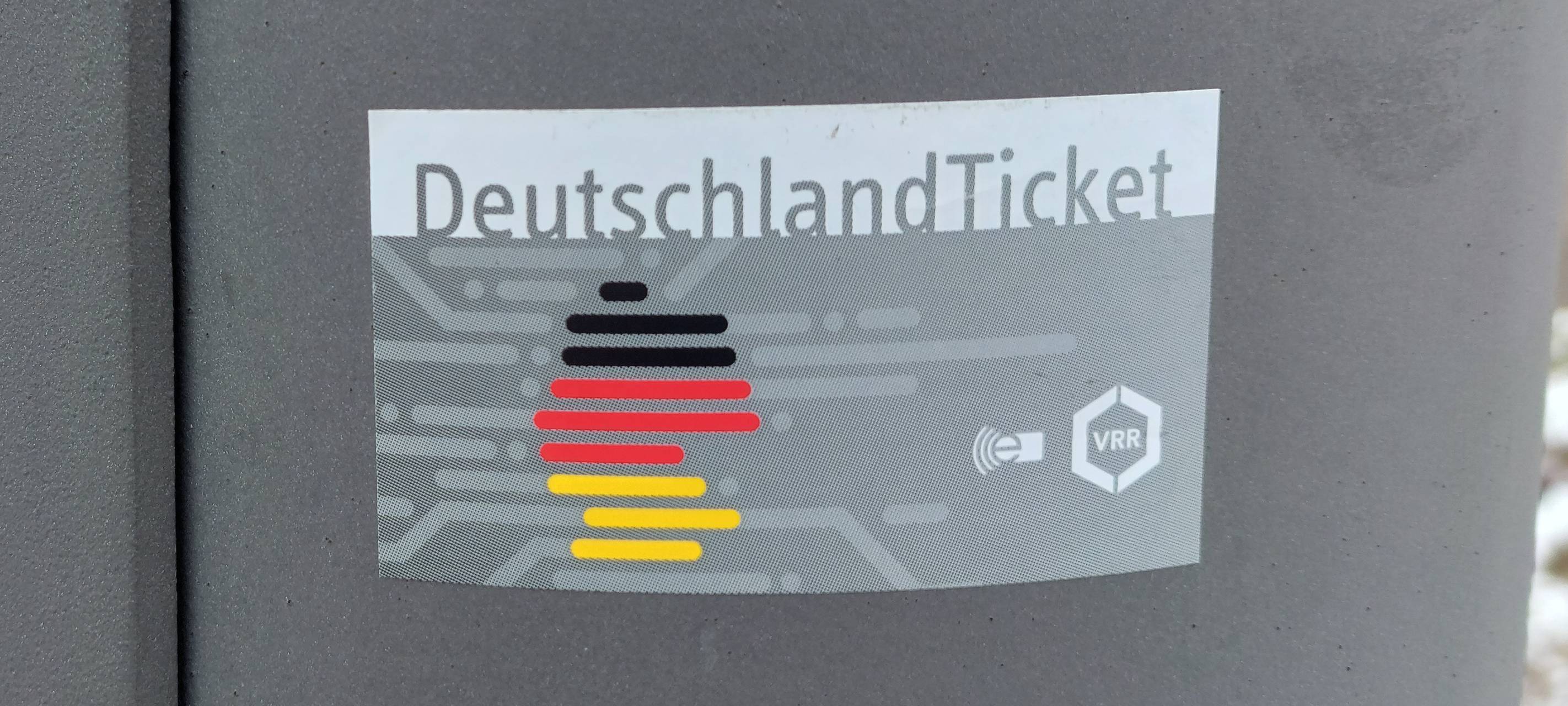 Krefeld will DeutschlandTicket für Schüler einführen