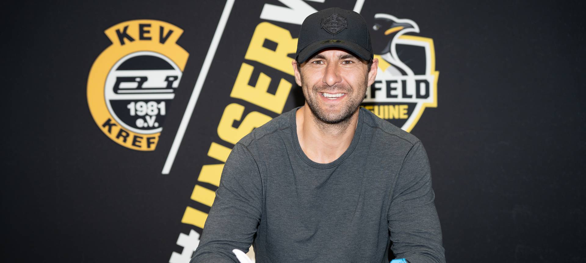 Krefeld Pinguine verpflichten Jon Matsumoto