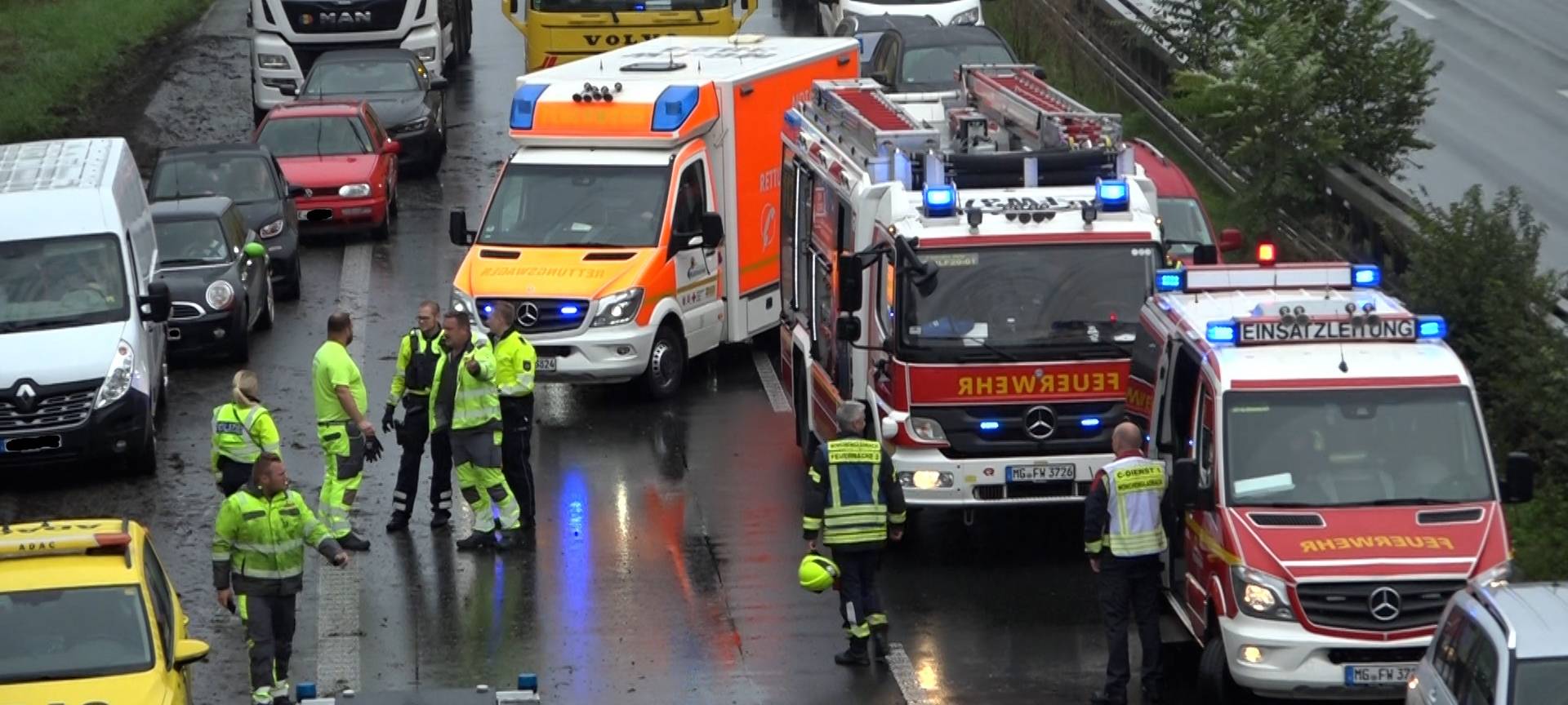 Autotransporter-Crash: A61 wieder frei