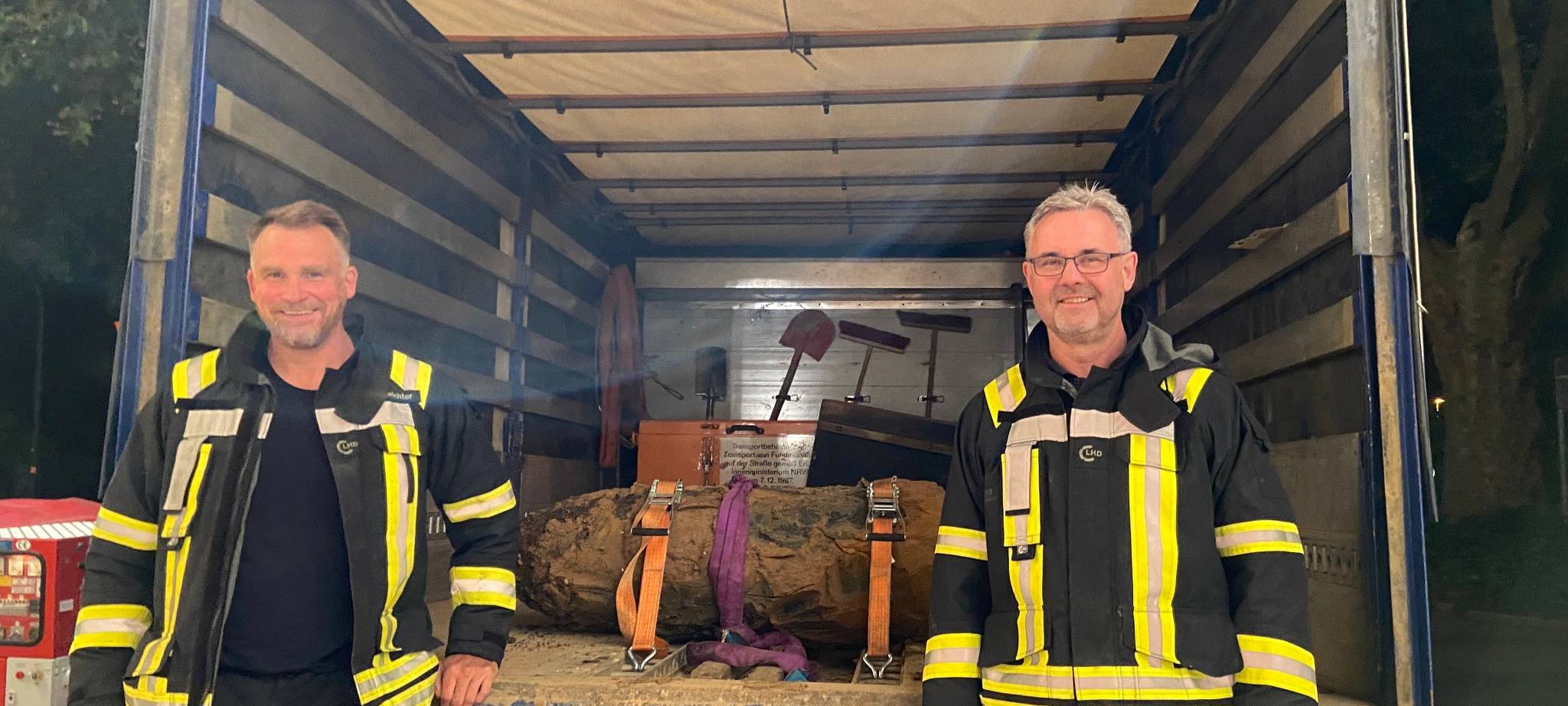 Feuerwehrleute vom Niederrhein in Düsseldorf im Einsatz