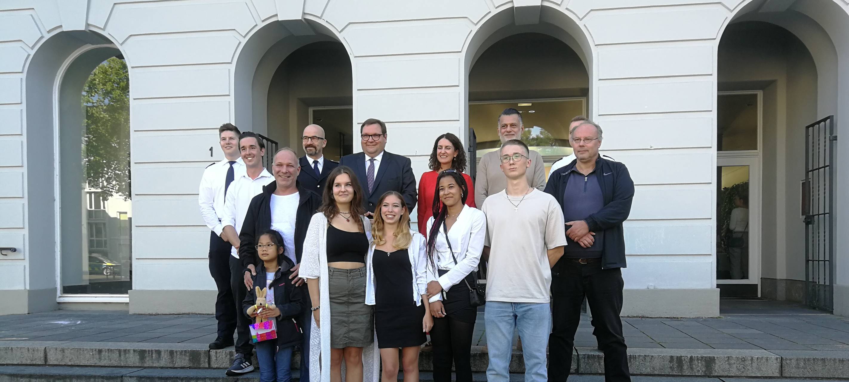 Krefeld: Stadt und Polizei ehren Zivilcourage