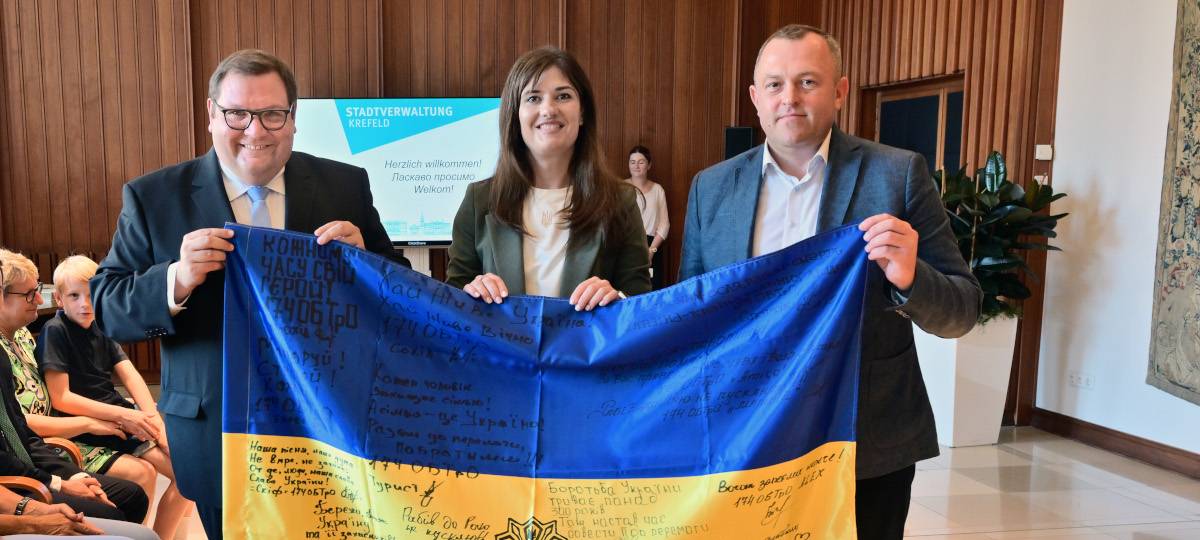 Krefeld besiegelt Partnerschaft mit ukrainischer Stadt