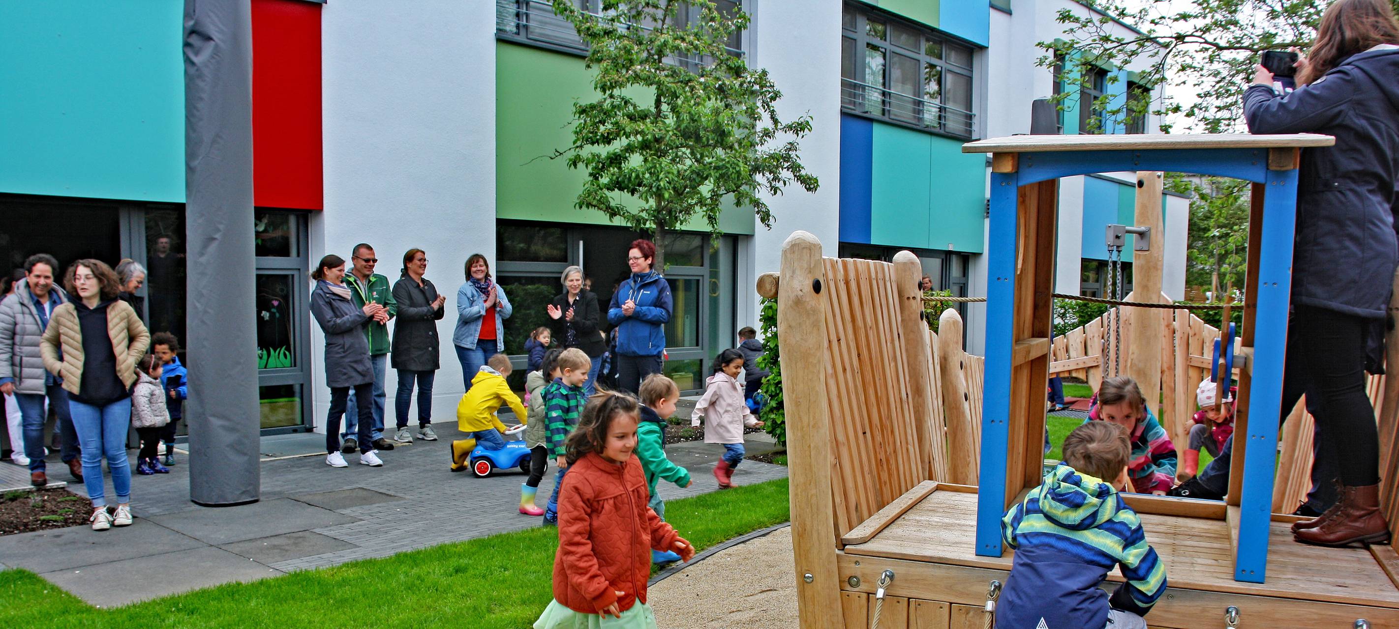 stups in Krefeld sucht Pflegekräfte und FSJler