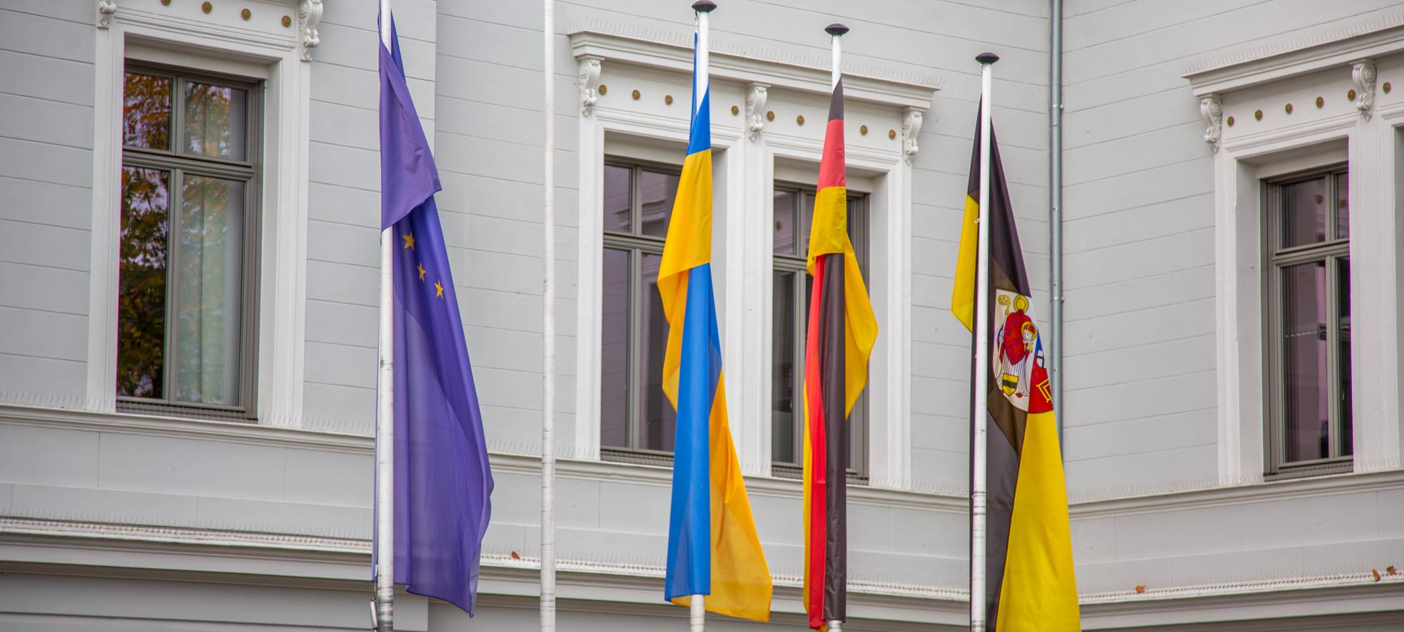 Israelflagge vor Krefelder Rathaus geklaut