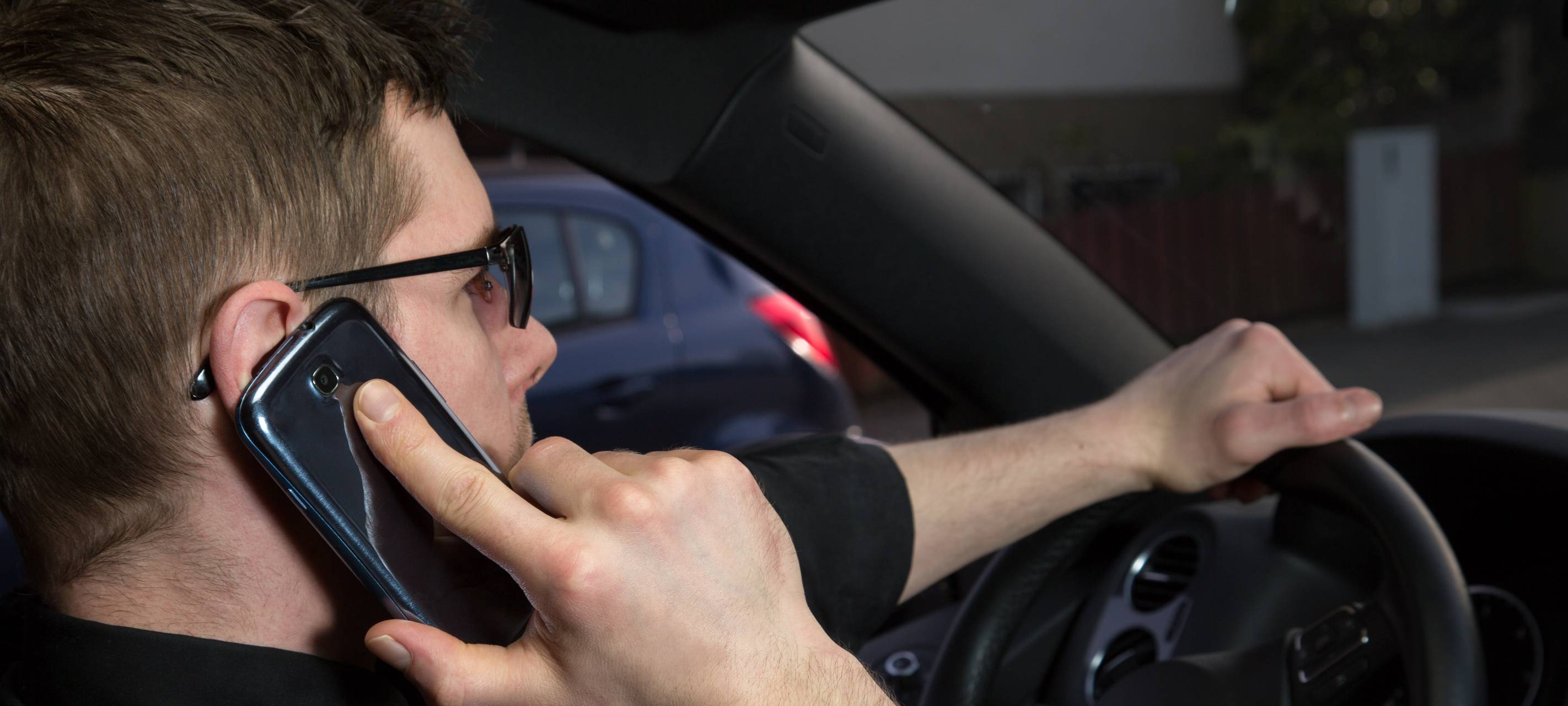 Ablenkung im Straßenverkehr