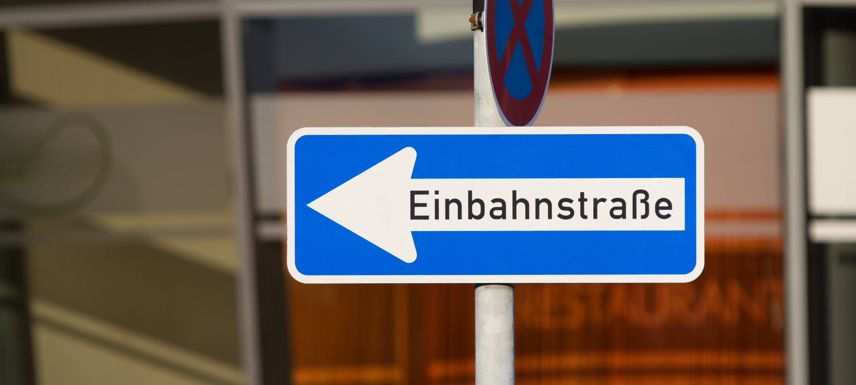 Krefeld: Einbahnstraßenregelung auf Moerser Straße