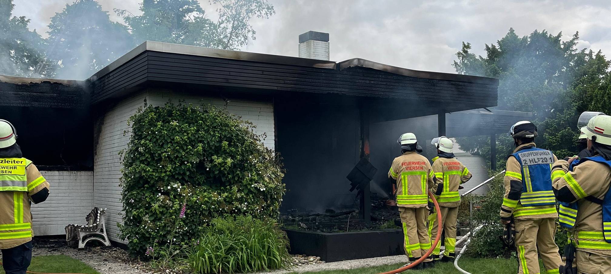 Viersen: Ein Toter nach Vollbrand in Einfamilienhaus