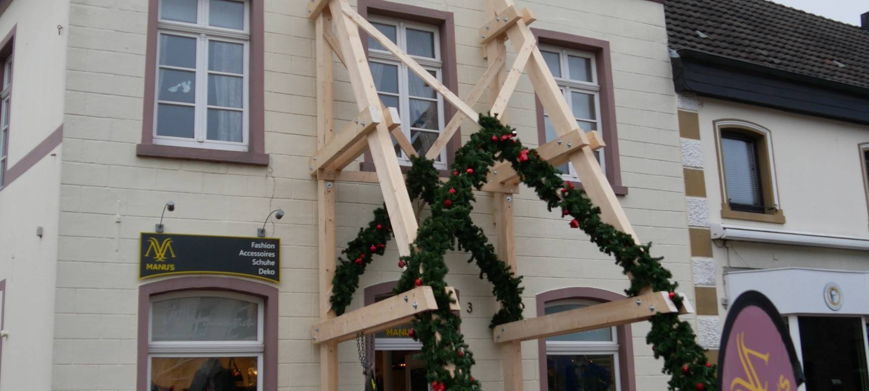 Denkmalgeschütztes Gebäude in Nettetal abgestützt