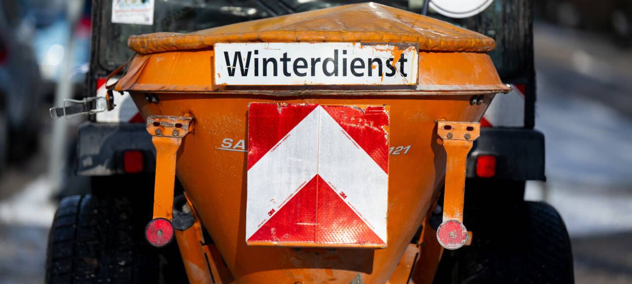 Schneeräumfahrzeug vom Winterdienst