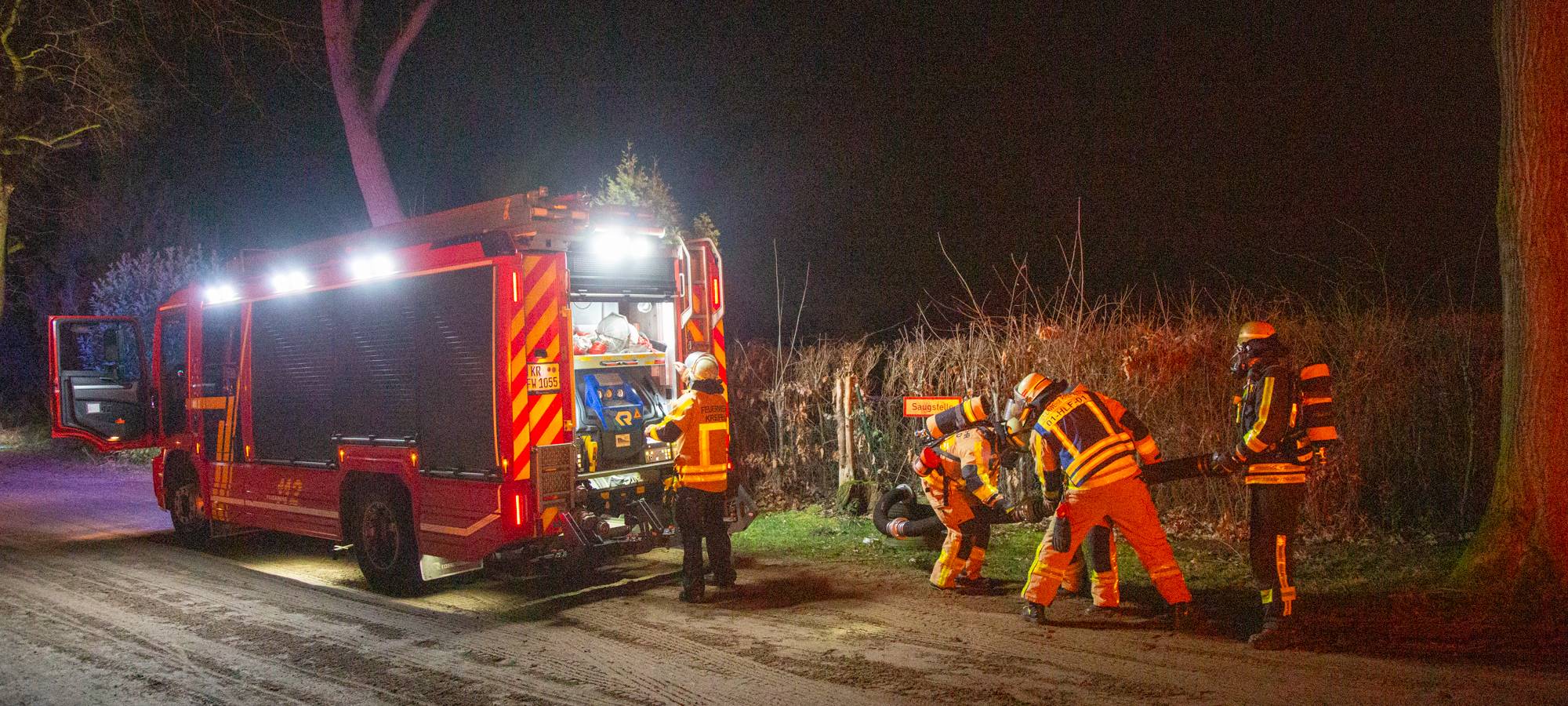 Krefeld: Brand im Reitstall an der Rennbahn