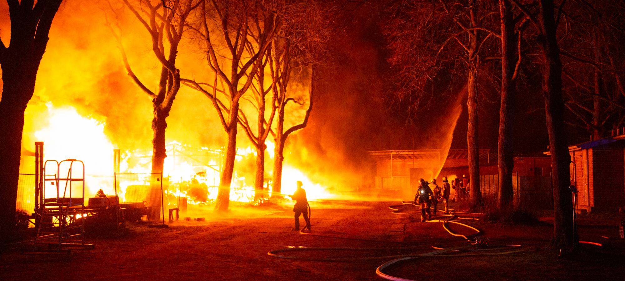 Krefeld: Brand im Reitstall an der Rennbahn